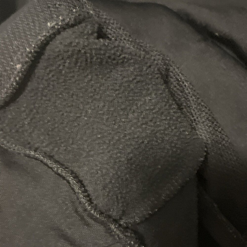 Nike Black Thermal Long Sleeve Shirt, Fuzzy Inside Size Small Logo On Left Chest - Picture 6 of 8